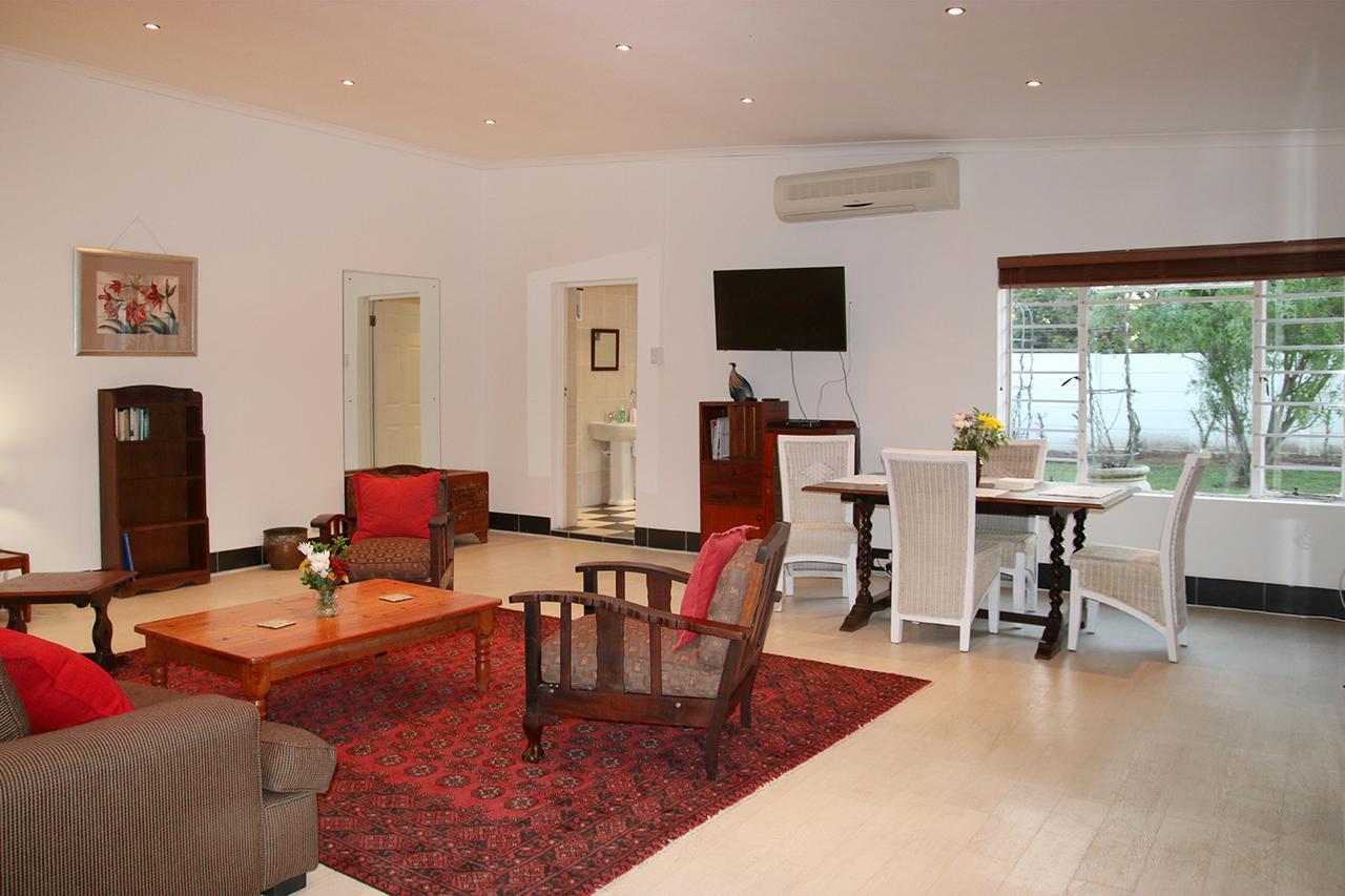 Spacious Garden Unit On Fordyce Port Elizabeth Ngoại thất bức ảnh